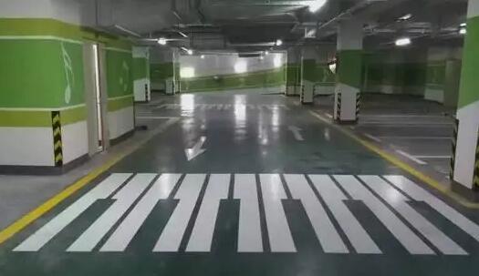 临河仓库划线